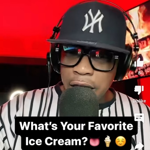 Junkies NY TrifeLife baseball sweater red/white/blue size Large 👌 - Picture 3 of 16